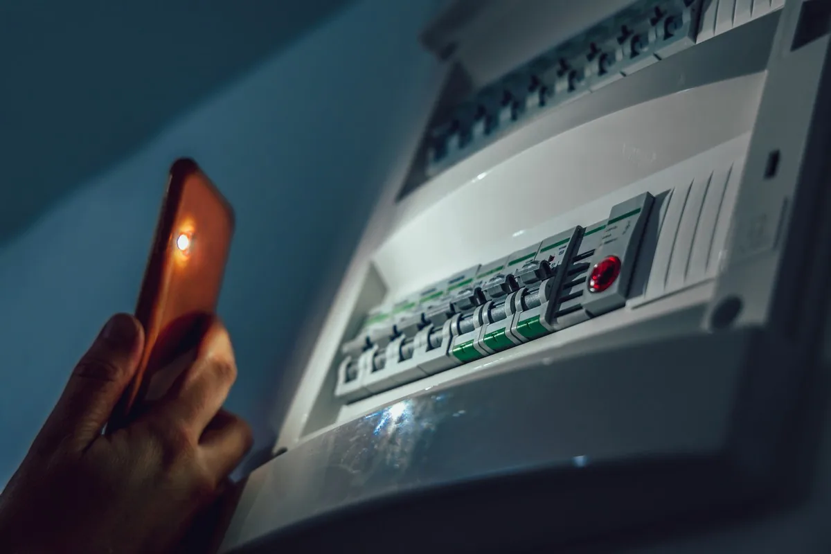 SOS électricien 24h/24 et 7j/7 à Colombes